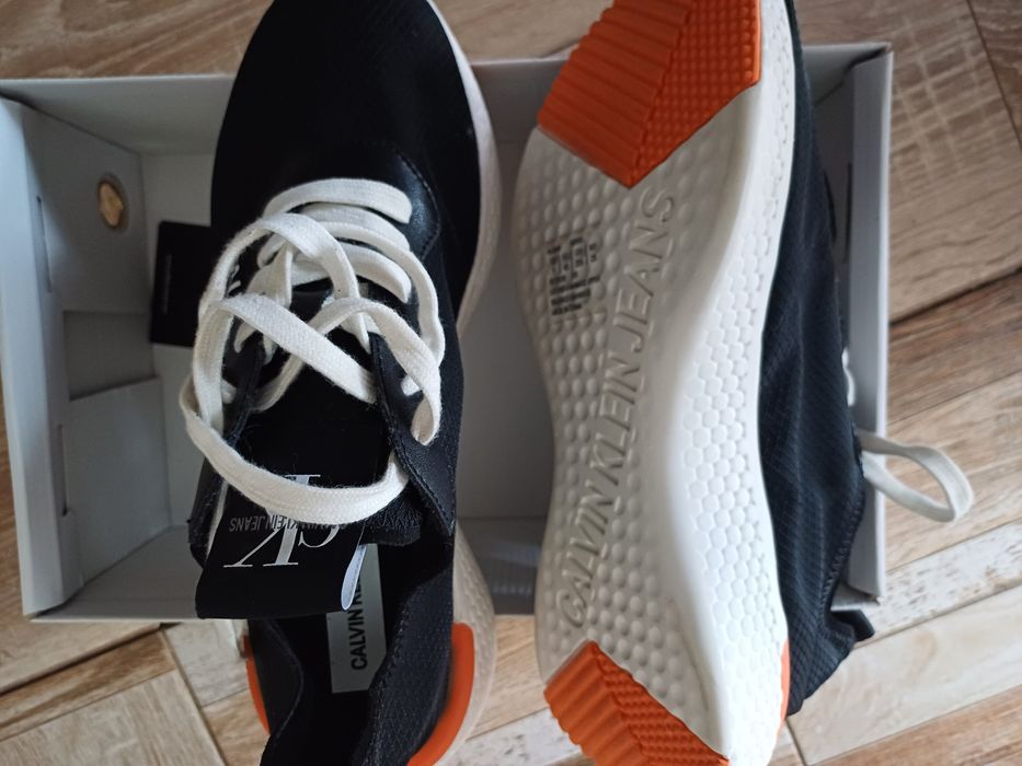 Adidași vara Calvin Klein Noi