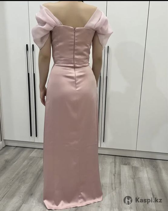 Вечернее платье в пол