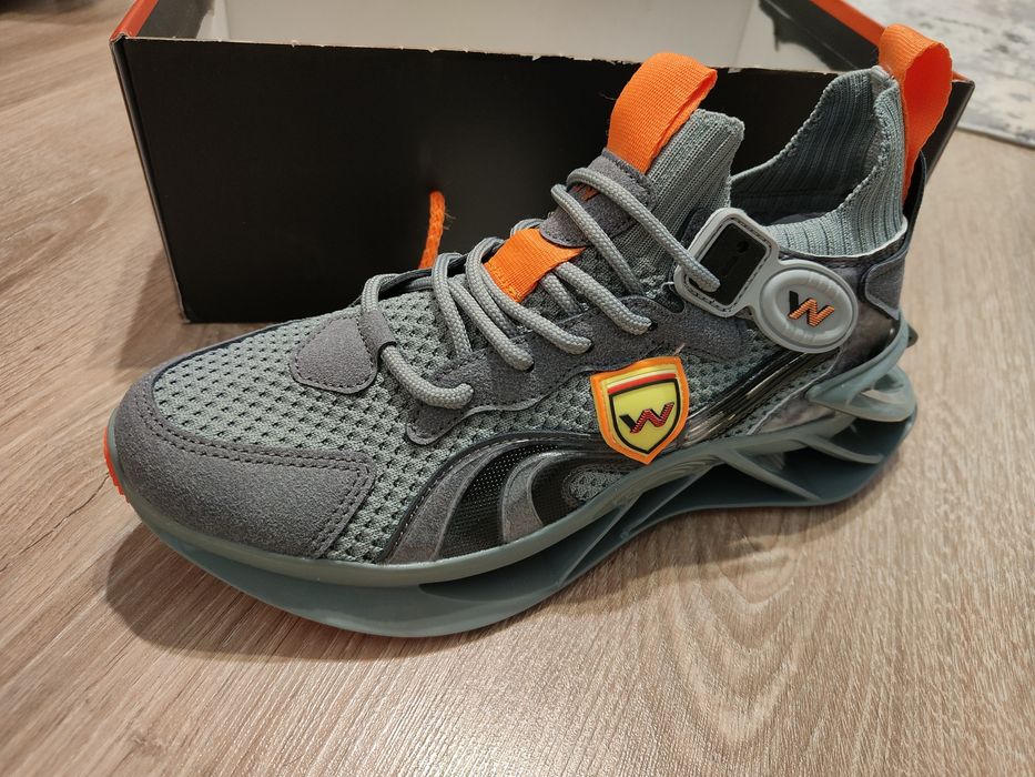 Vând Adidași North Wild! Nr 40!