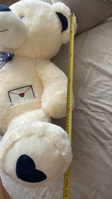 Голямо плюшено мече