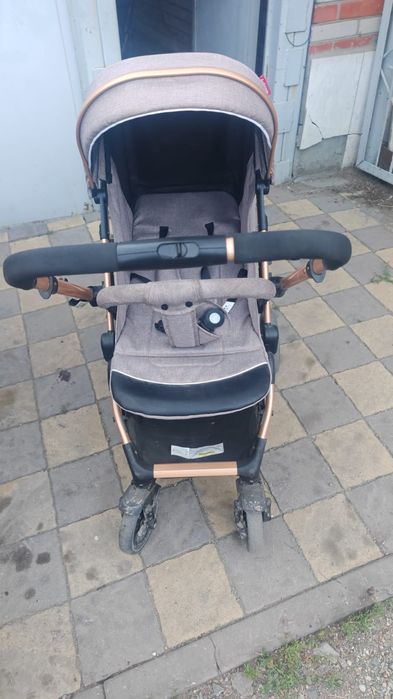 Продам коляску детскую