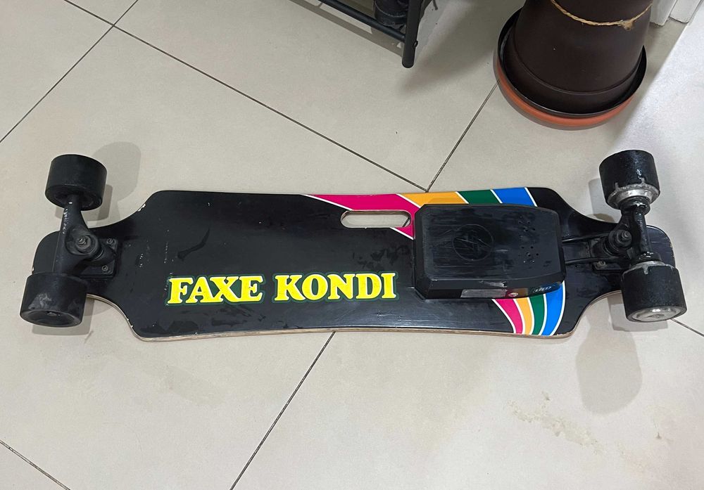 Skateboard electric mare 90cm 2 motoare fara telecomanda si incarcator