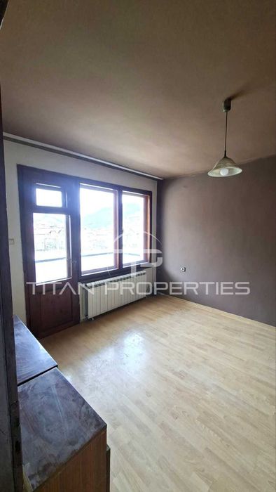 Продава се Многостаен апартамент в Чепеларе - 120 кв.м за 587 €/кв.м - Снимка #7