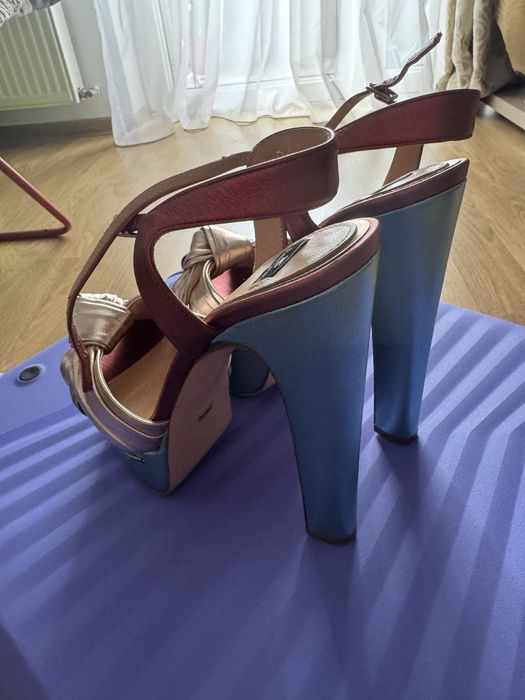 Vand sandale Elisabeta Franchi 36 noi