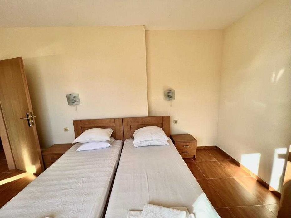 Продава се Двустаен апартамент в к.к. Слънчев бряг - 67 кв.м за 1075 €/кв.м - Снимка #10