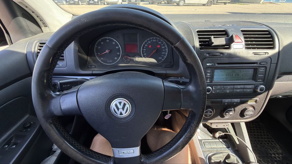 Volkswagen Golf 5 GT 1.4 TSI 170 CP – 6 trepte – 2006