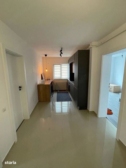 Apartament cu 2 camere, 54 mp, parcare, zona Eroilor