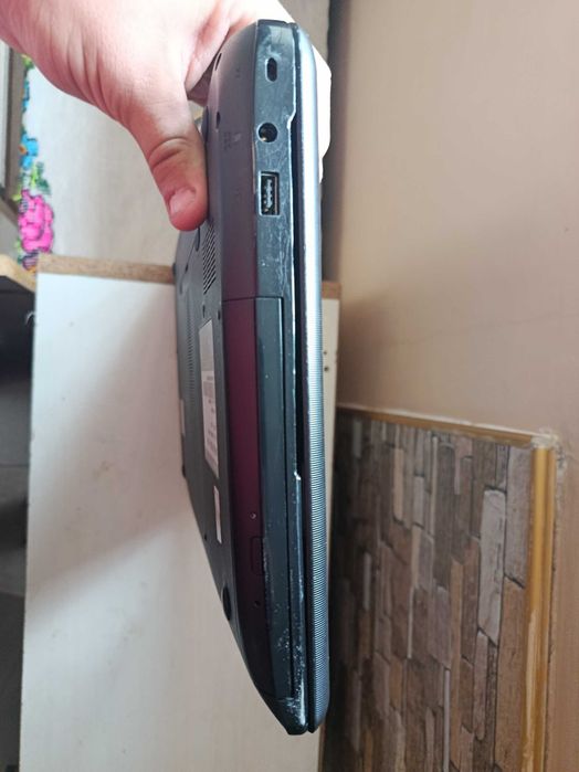 Лаптоп Toshiba Satellite C55-A / i5-4200M / 12GB RAM / 112GB SSD / NVIDIA GeForce