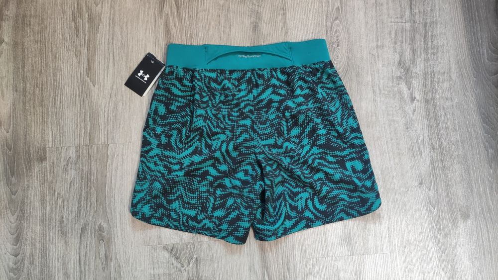 Нови дамски шорти Under Armour M size