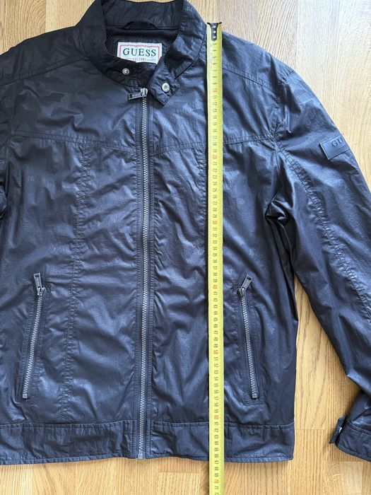 Пролетно- есенно яке Guess 100% оригинал!!! Размер S