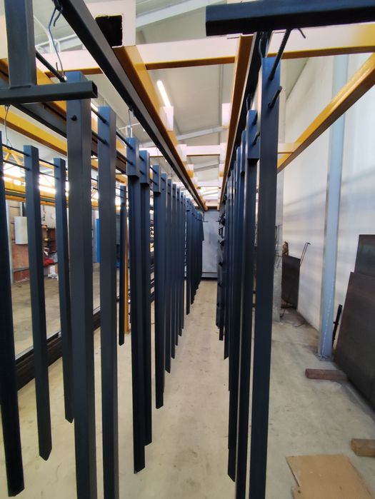 Executam lucrări de vopsitorie in camp electrostatic