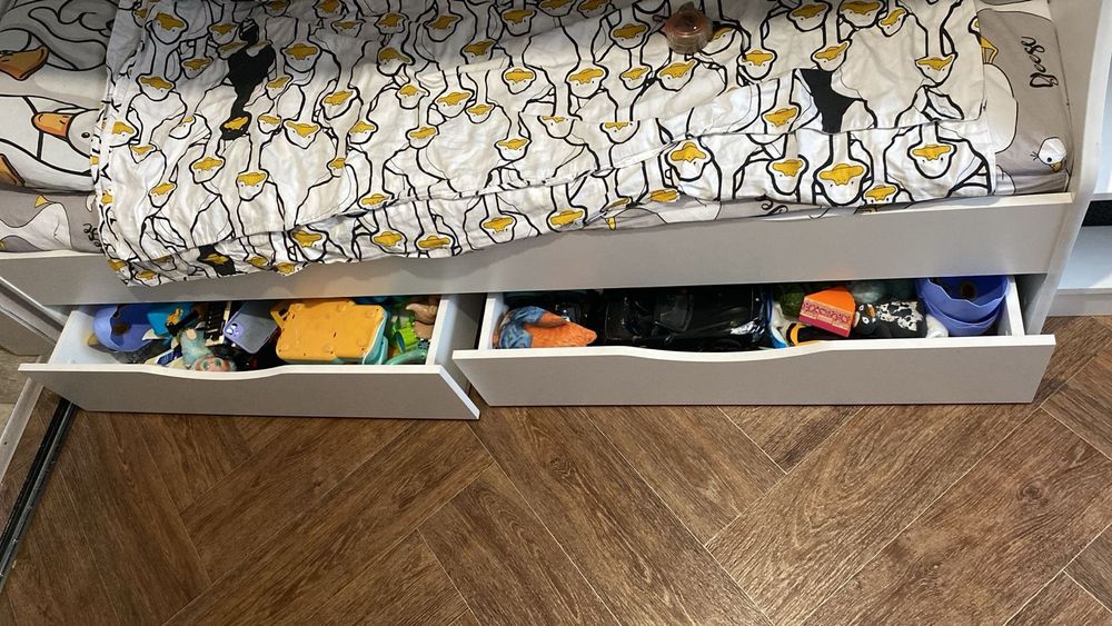 Продам двухъярусную кровать