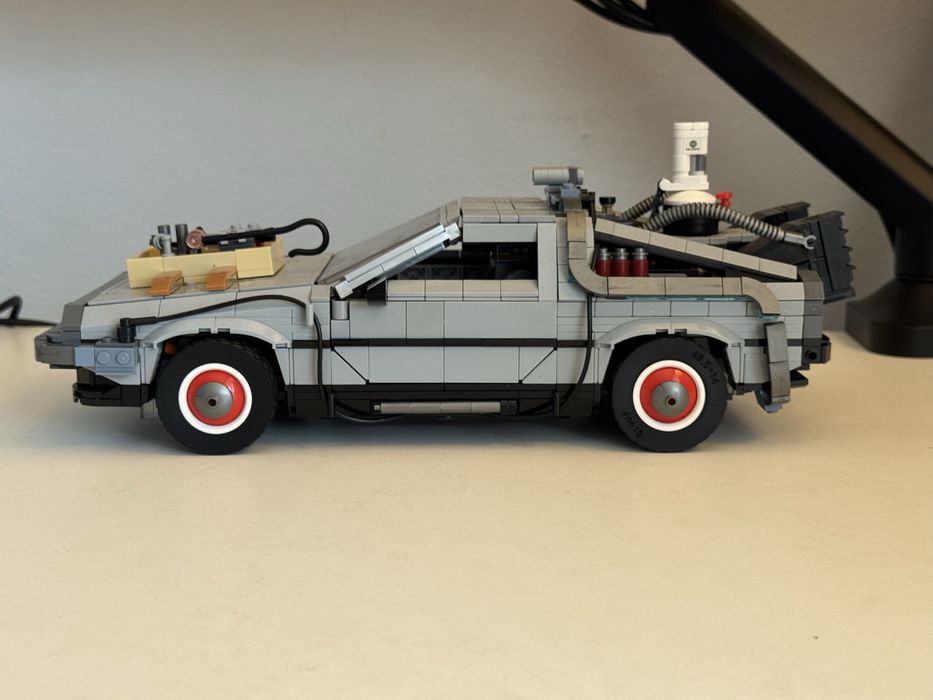 DeLorean – Back to the Future 10300 – Machetă construită