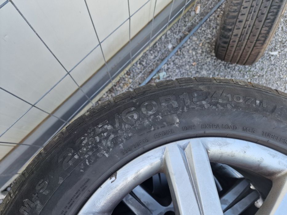 Гуми с Джанти за Audi Q7 235/60 R18 Continental dot 2017