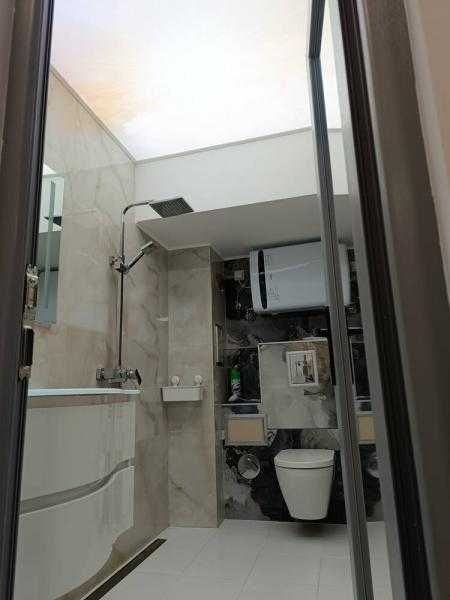 Дава се под наем Двустаен апартамент в Бургас, Център - 50 кв.м за 510 € - Снимка #6