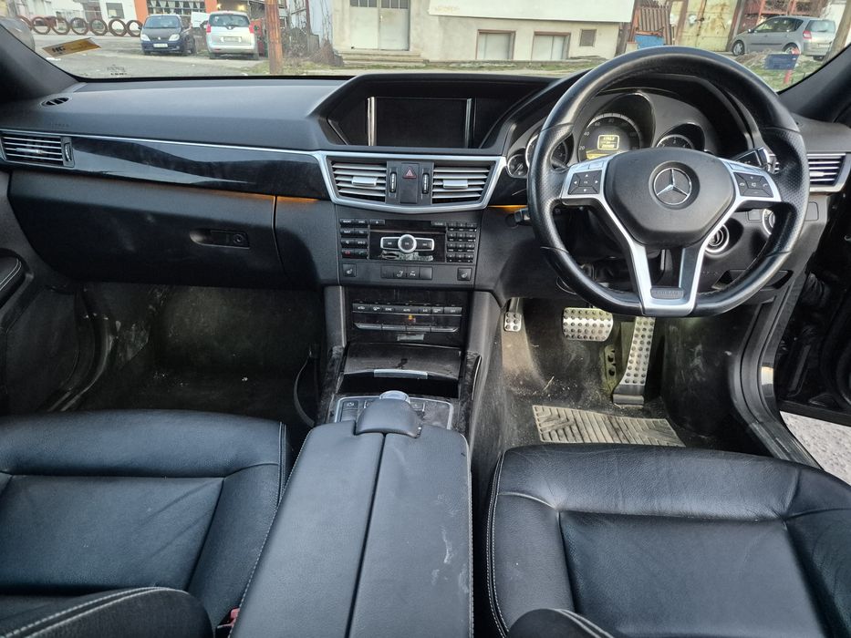 Кожен салон Мерцедес W212 Е class седан Mercedes E