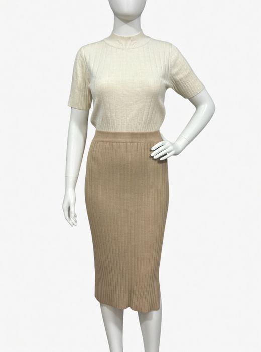 Обувь и одежда. Листайте фото