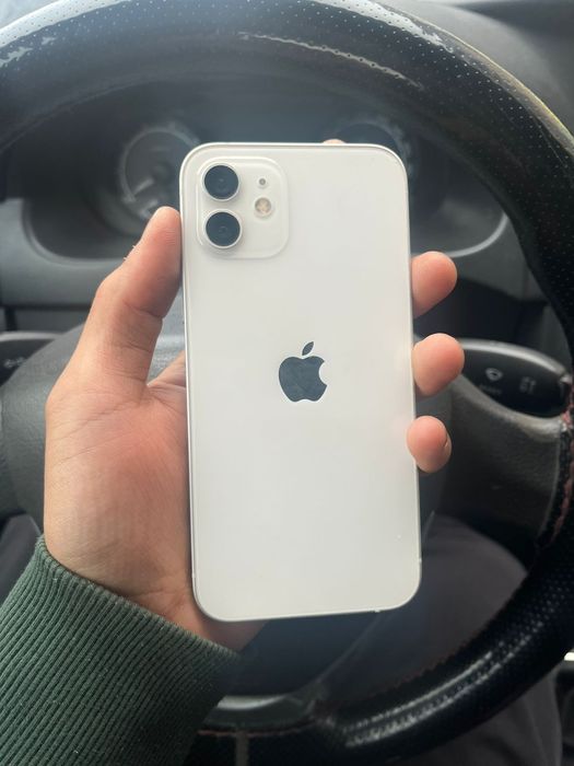 Продам iPhone 12 64 g