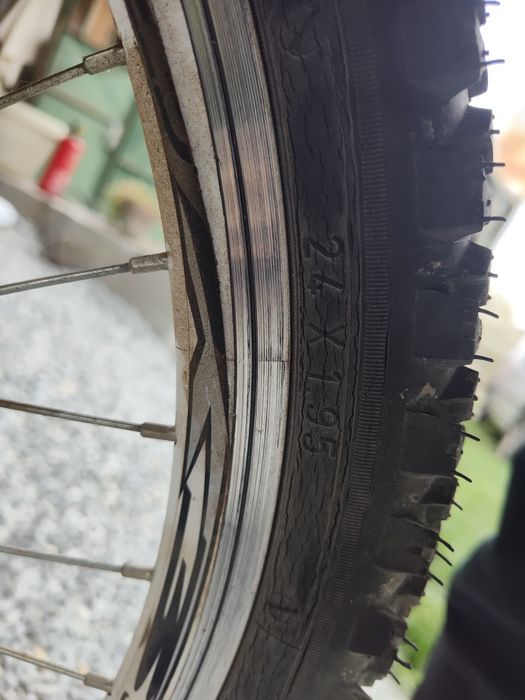 Bicicletă pentru fete pe 24