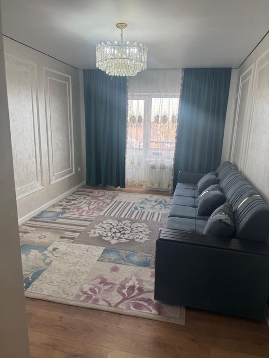 Продам трехкомнатную квартиру