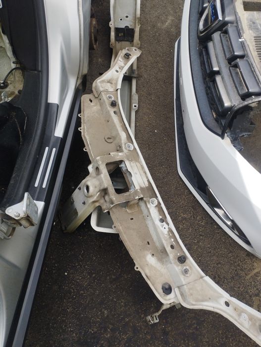 Aripa capota trager bara fata Dacia Logan 2 Sandero facelift 2016-2020