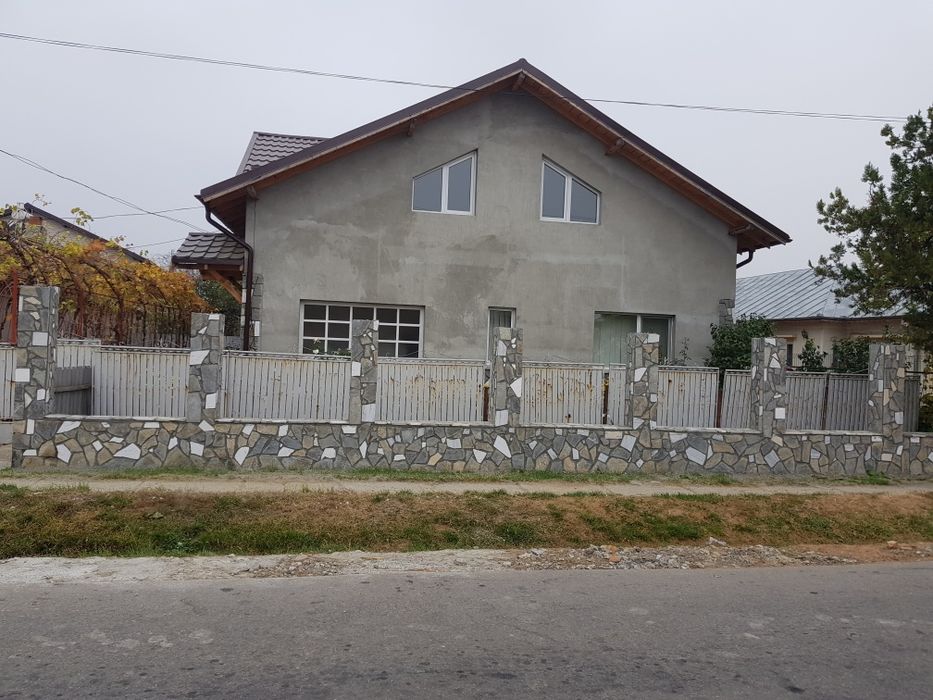 Piatra naturală vând și montez