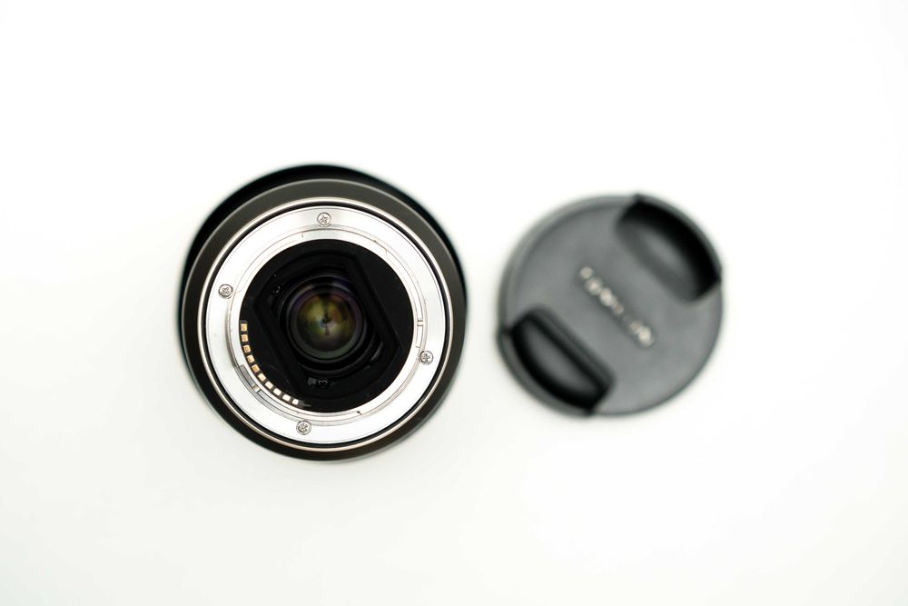 Tamron 17-28 mm f 2.8 pentru Sony