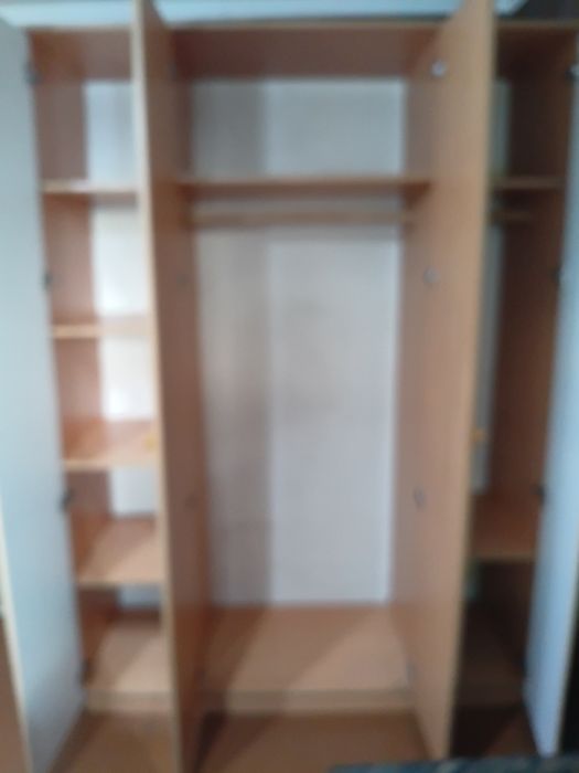 Продам спальный гарнитур б/у