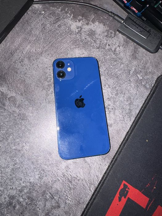 iPhone 12 mini в продаже