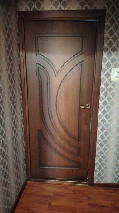Продаю двери мдф б/у