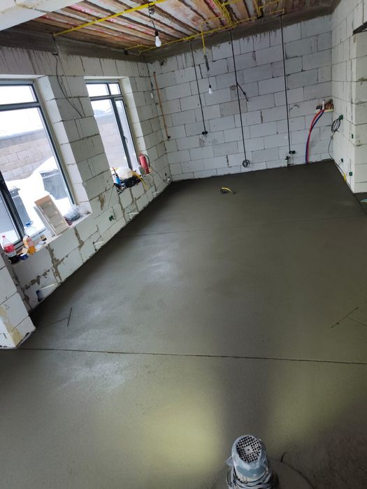 полусухая стяжка  пола