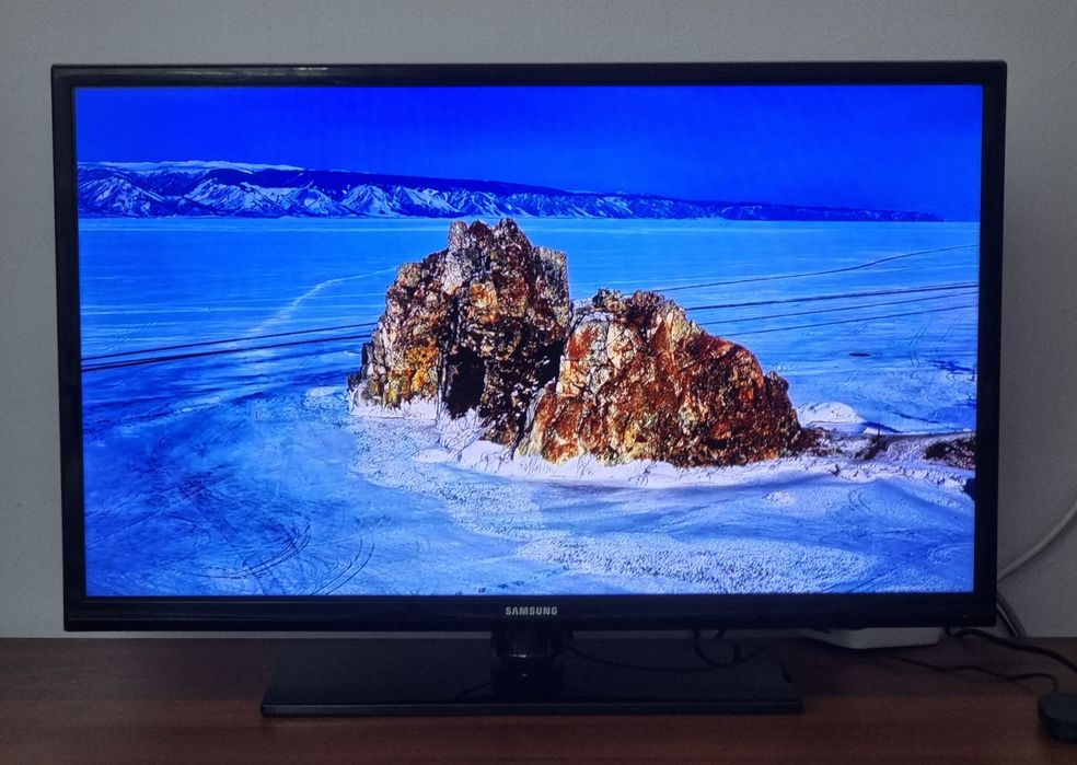 Телевизор / Samsung - 32" - FULLHD , 1080P