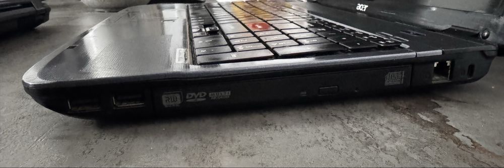 Pachet 2 Laptopuri Acer Aspire 15.6" – Unul funcțional + Unul pentru piese