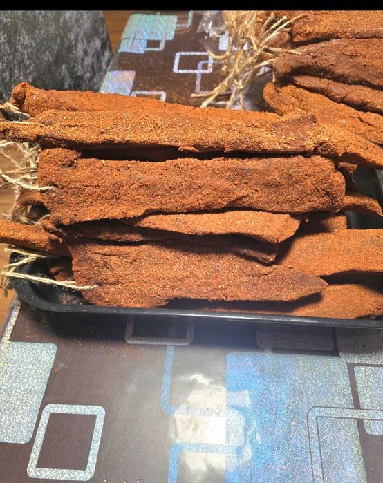 Телешко в собствен сос.