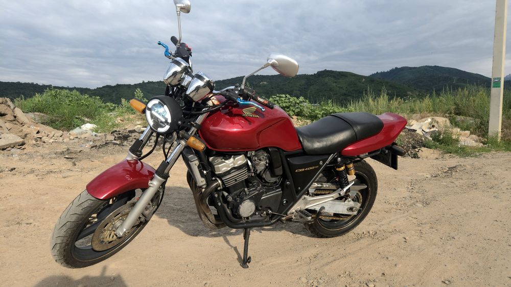 Мотоцикл Honda CB400