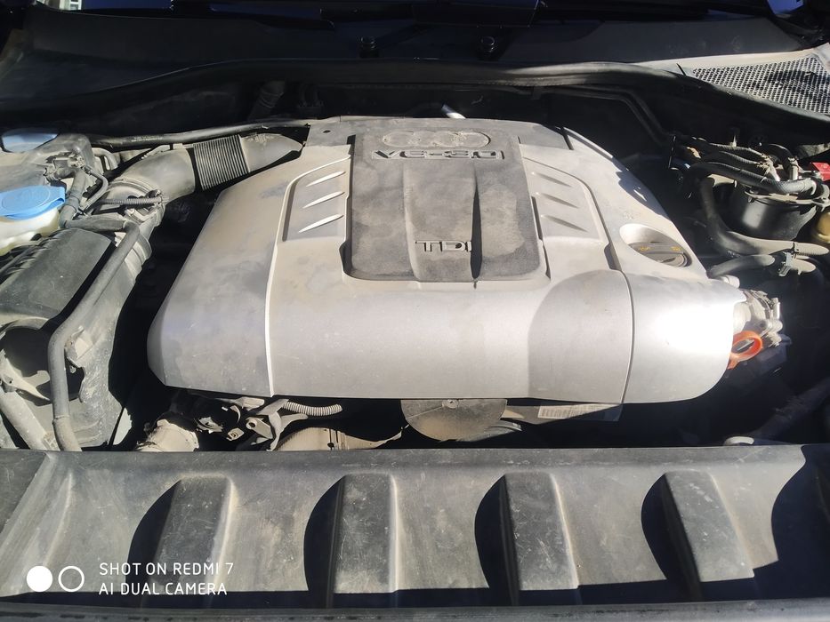 Продавам Audi Q7