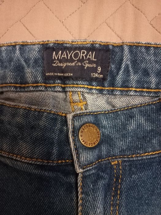 Дрехи есен/зима за 9 год