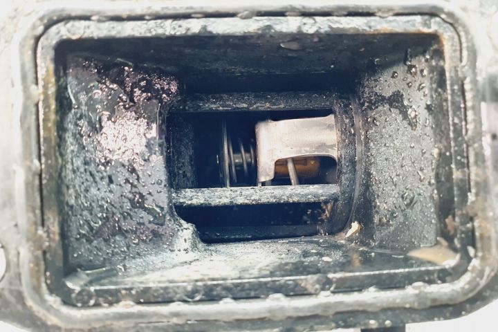 Carcasa corp termostat 9654393880 1.4 tdci Peugeot 206 1 (facelift) seria