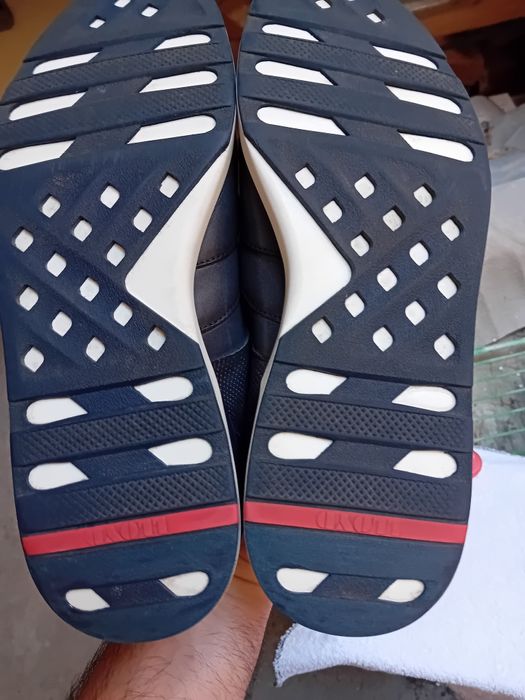 Vând LLOYD, pantofi sport cu șiret, culoare gri șobolan închis, măs 46