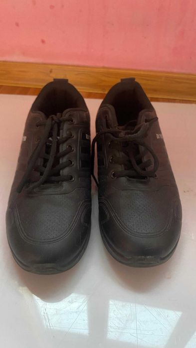 кроссовки для подростков