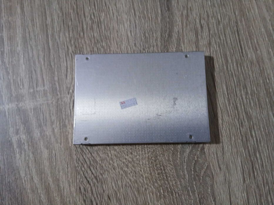 ssd TOSHIBA thns128gg4bbaa