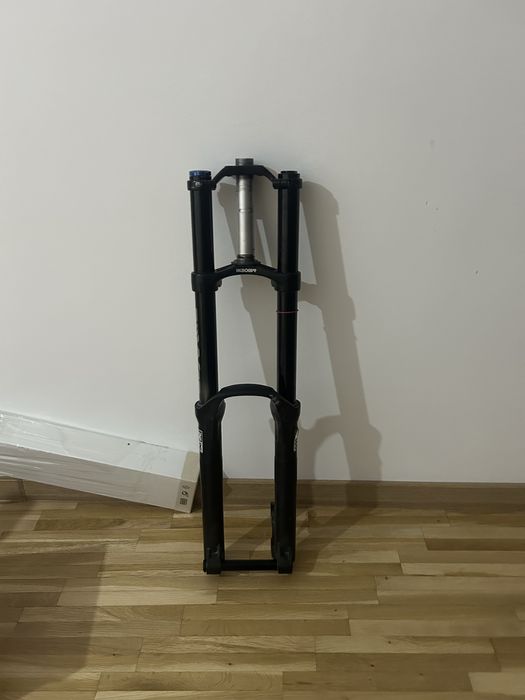 Части за колело вилка шок шини спирачки