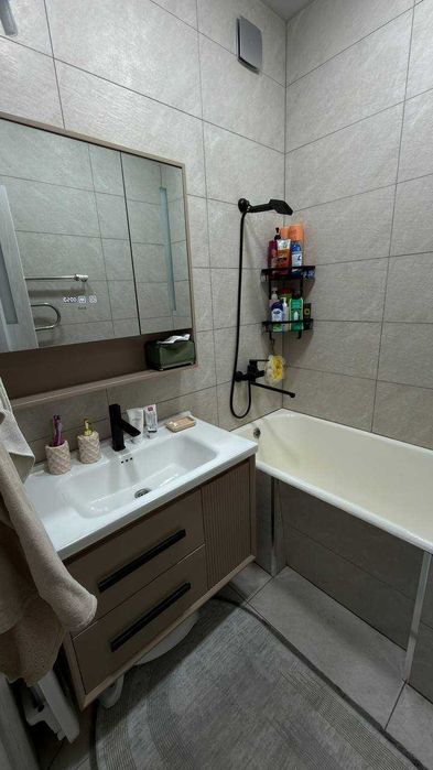 срочно продаю свою квартира на ттз-1 4ком кирпич 1-этаж евро ремонт