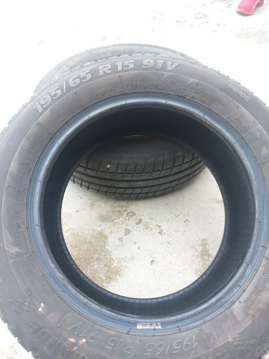 Продават се 4 броя нови летни гуми