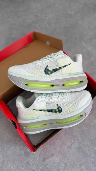 Nike Vomero Premium
