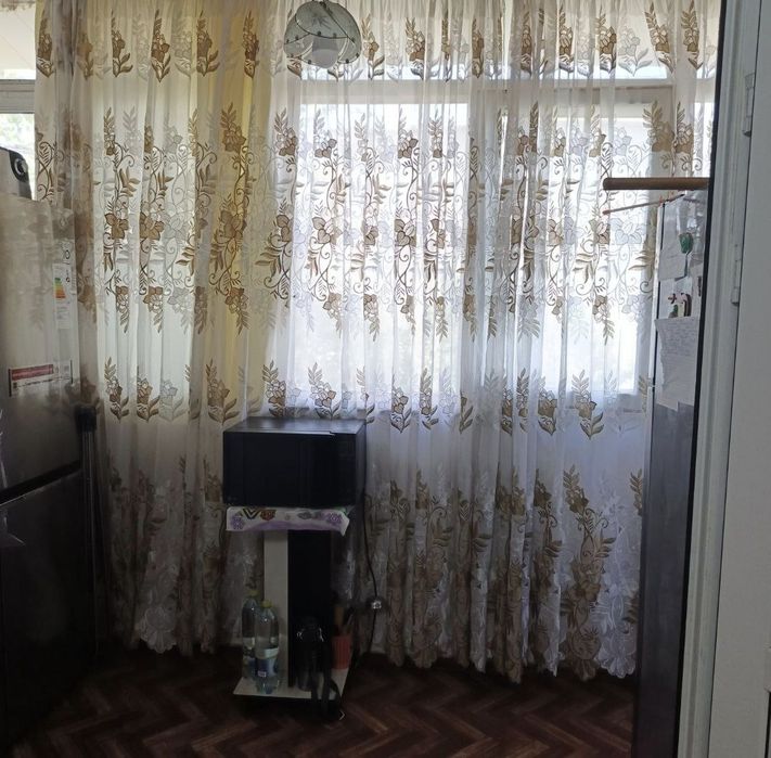 Продаётся  квартира Юнусабад