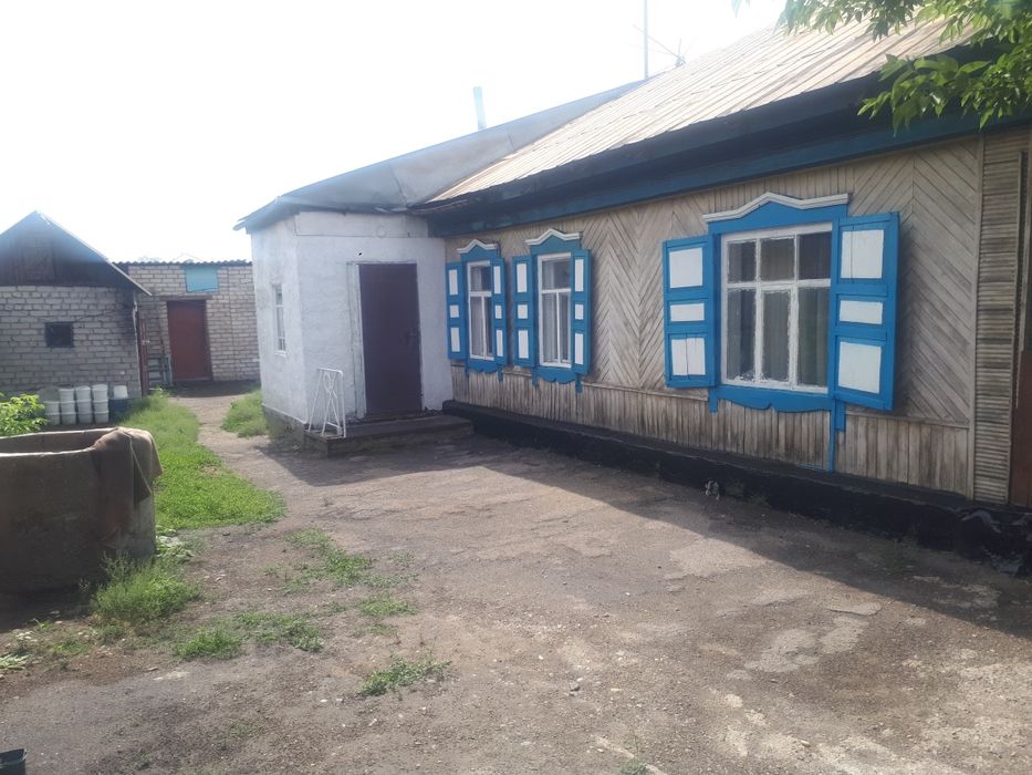 Продам дом центр район 72кв