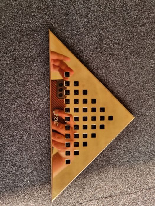 Sifon triunghiular modern pentru cabina de duș, bronz elegant