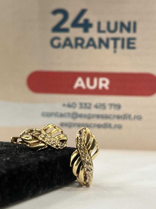 (Ag44 B5773) Cercei 14K 3.51g