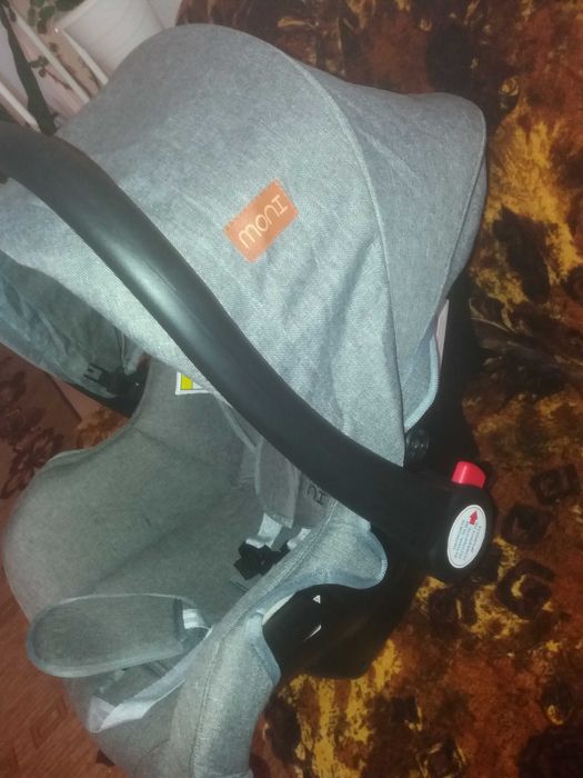 Бебешка  количка